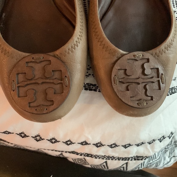 Tory Burch Reva Flat - Picture 6 of 6